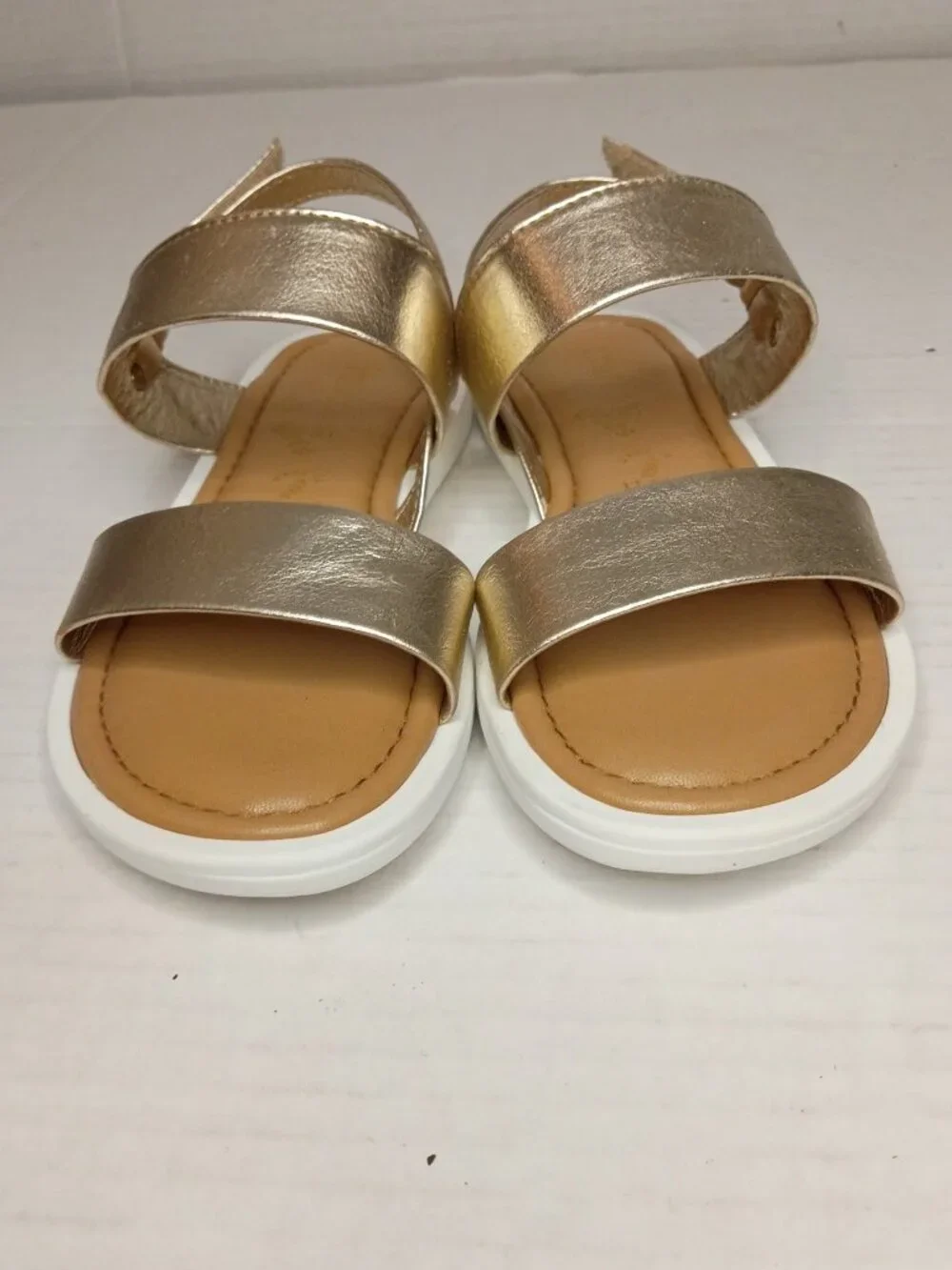 Italian Girls Gold Flower Charm Sandals Toddler Girls 10/EU 28
